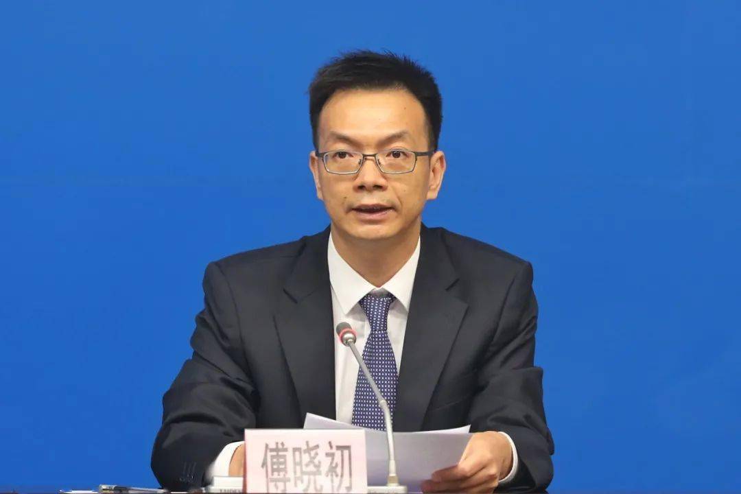 关于赛地聚焦:荷甲集结日热度飙升,莱比锡回应争议,管理层满意,医务组通报恢复的信息 关于赛地聚焦:荷甲集结日热度飙升,莱比锡回应争议,管理层满意,医务组通报恢复的信息