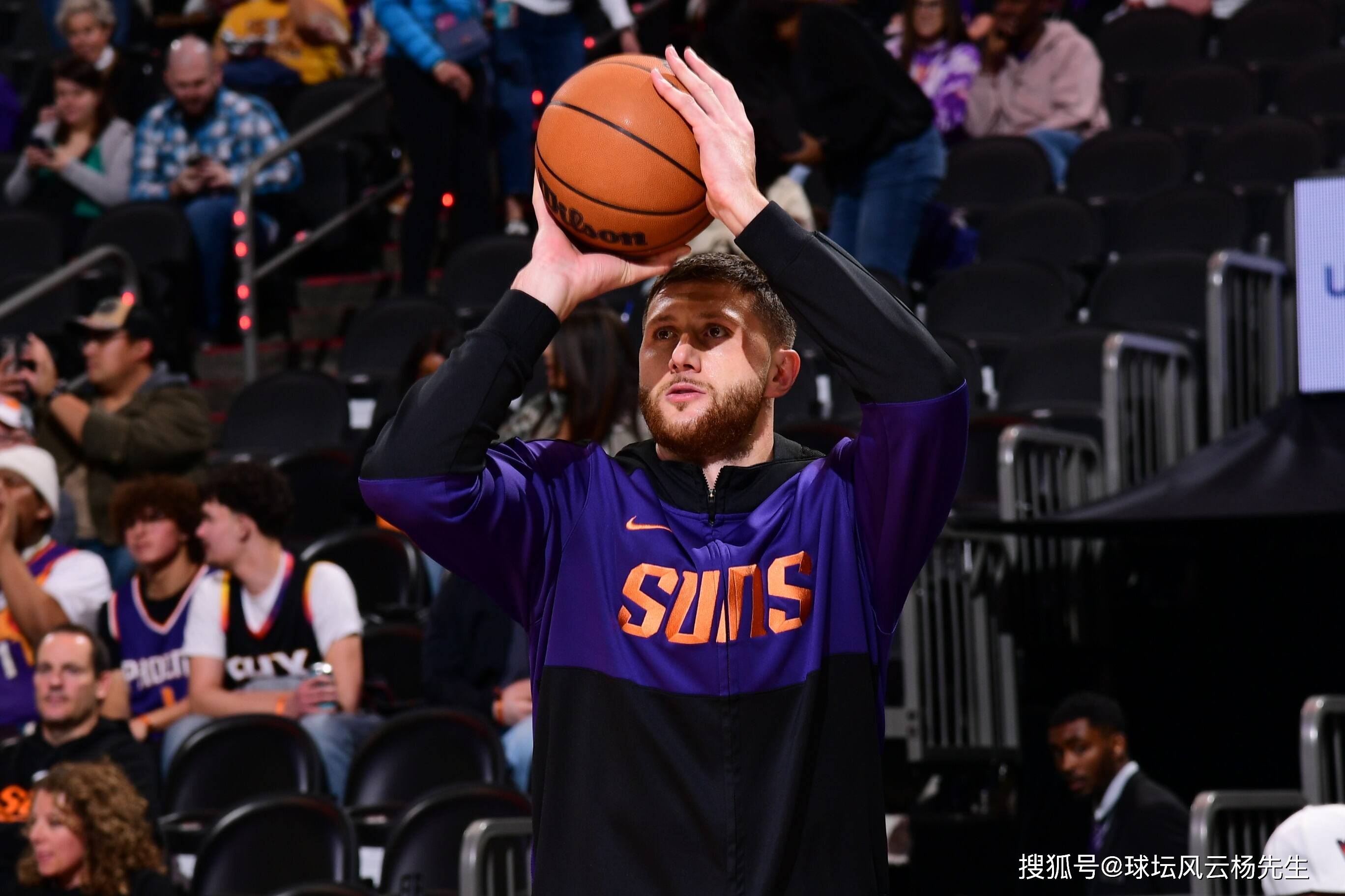 德甲赛程吃紧,菲尼克斯太阳转会期队长鼓劲,气氛紧张,赛程密集仍需轮换 德甲赛程吃紧,菲尼克斯太阳转会期队长鼓劲,气氛紧张,赛程密集仍需轮换