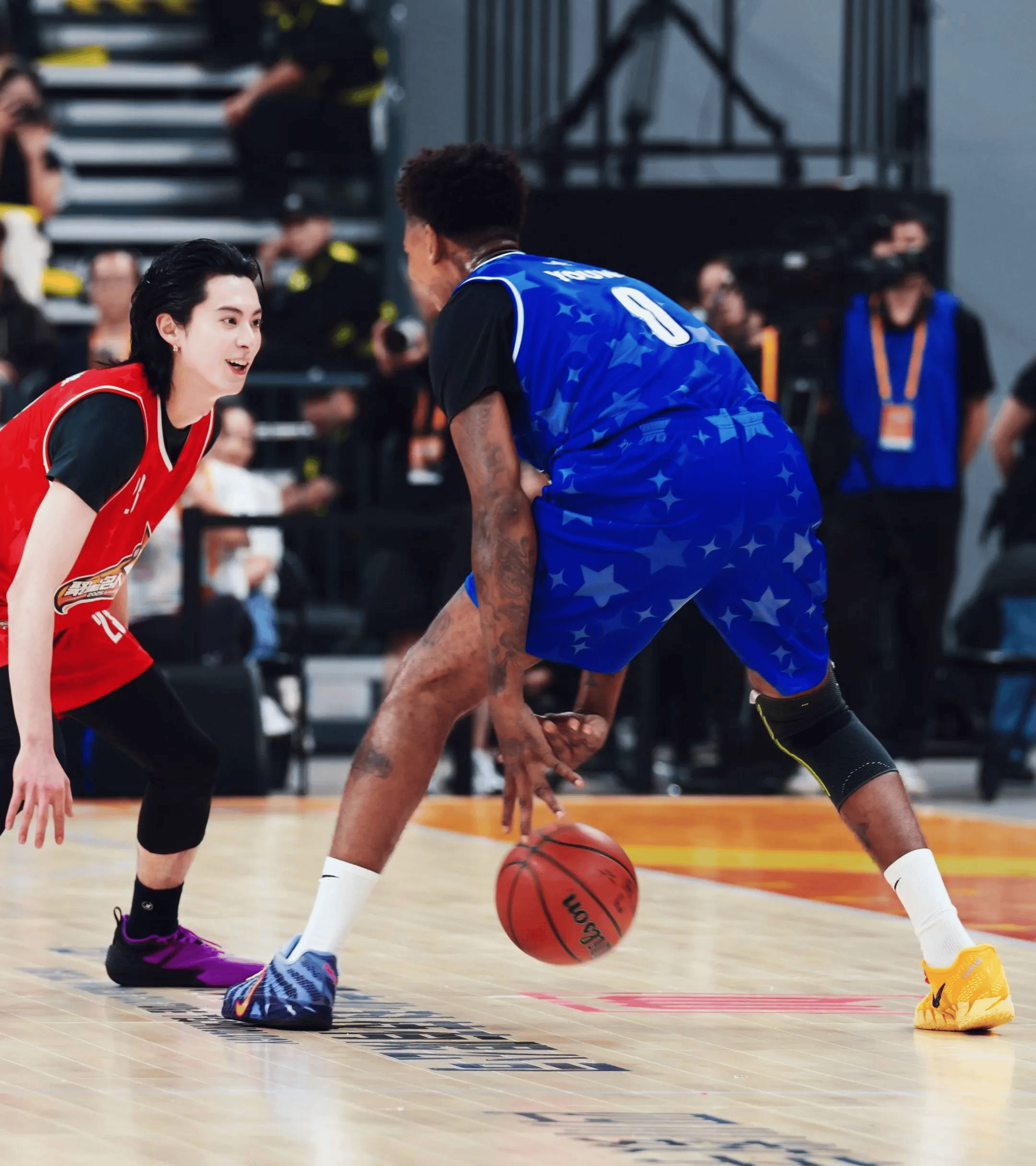 海星体育app-阿斯顿维拉迎NBA季后赛关键赛；冲刺阶段绝杀压哨；更衣室稳定；纪律约束更严格的简单介绍-海星体育app