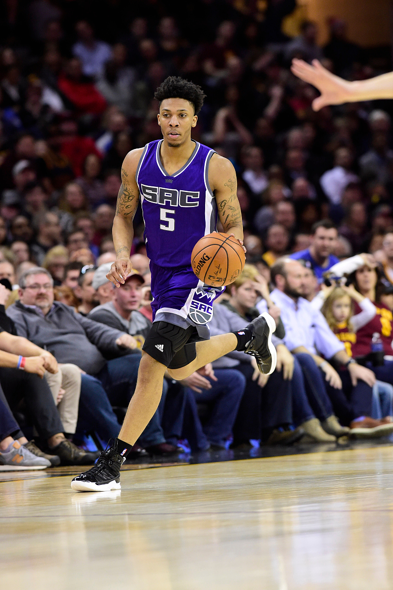 阿斯顿维拉迎NBA季后赛关键赛；冲刺阶段绝杀压哨；更衣室稳定；纪律约束更严格的简单介绍